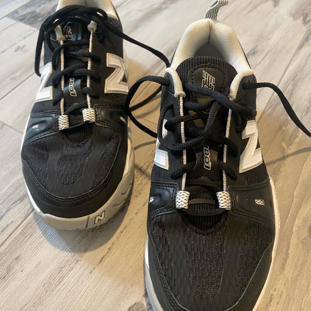 New Balance Black & White Men's Running Shoes